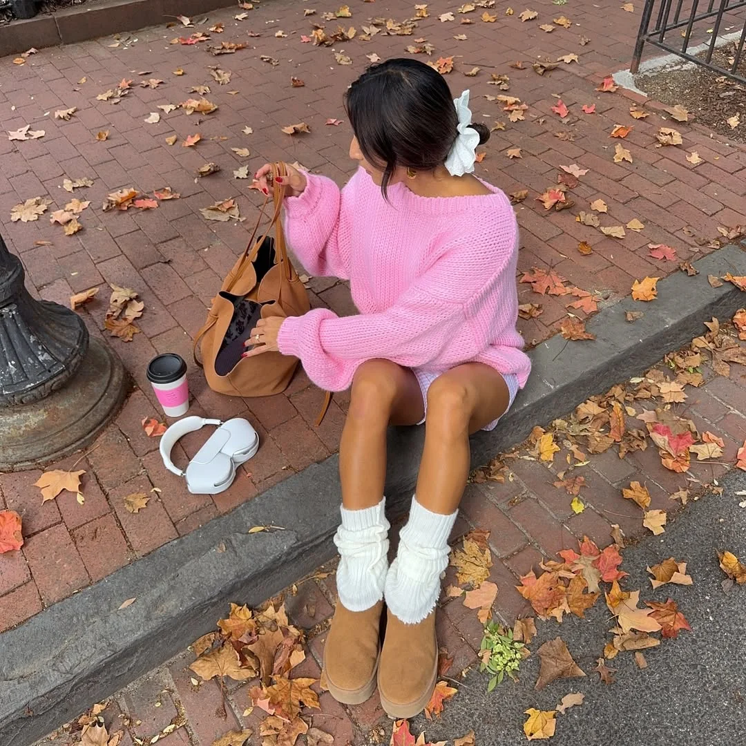 fall outfits for big busted women 2026 Cozy Pink Knit for Casual Fall Weekends