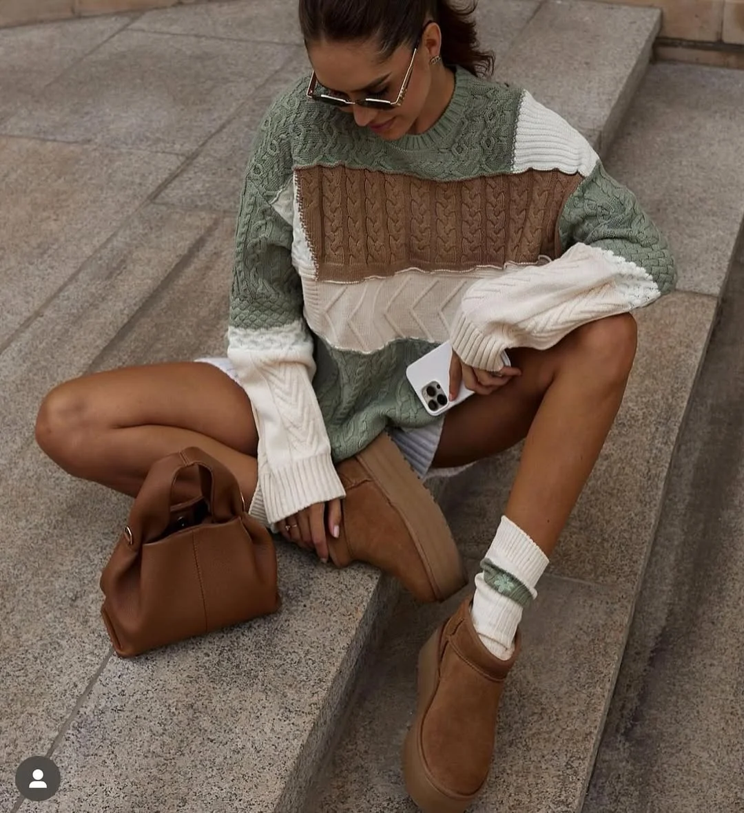 fall outfits ideas 2026 Chunky Color-Block Knits with a Relaxed Autumn Feel