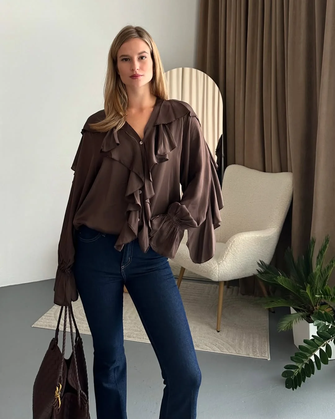 fall outfits ideas 2026 Romantic Chocolate Tones with Everyday Denim