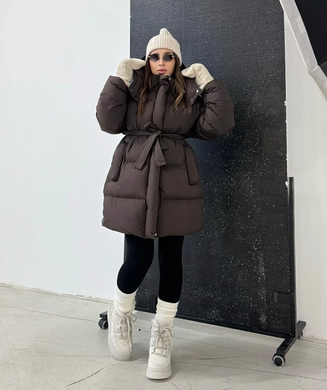 fall outfits with boots and leggings 2026 Brown Puffer Coat and Cozy Socks Styling