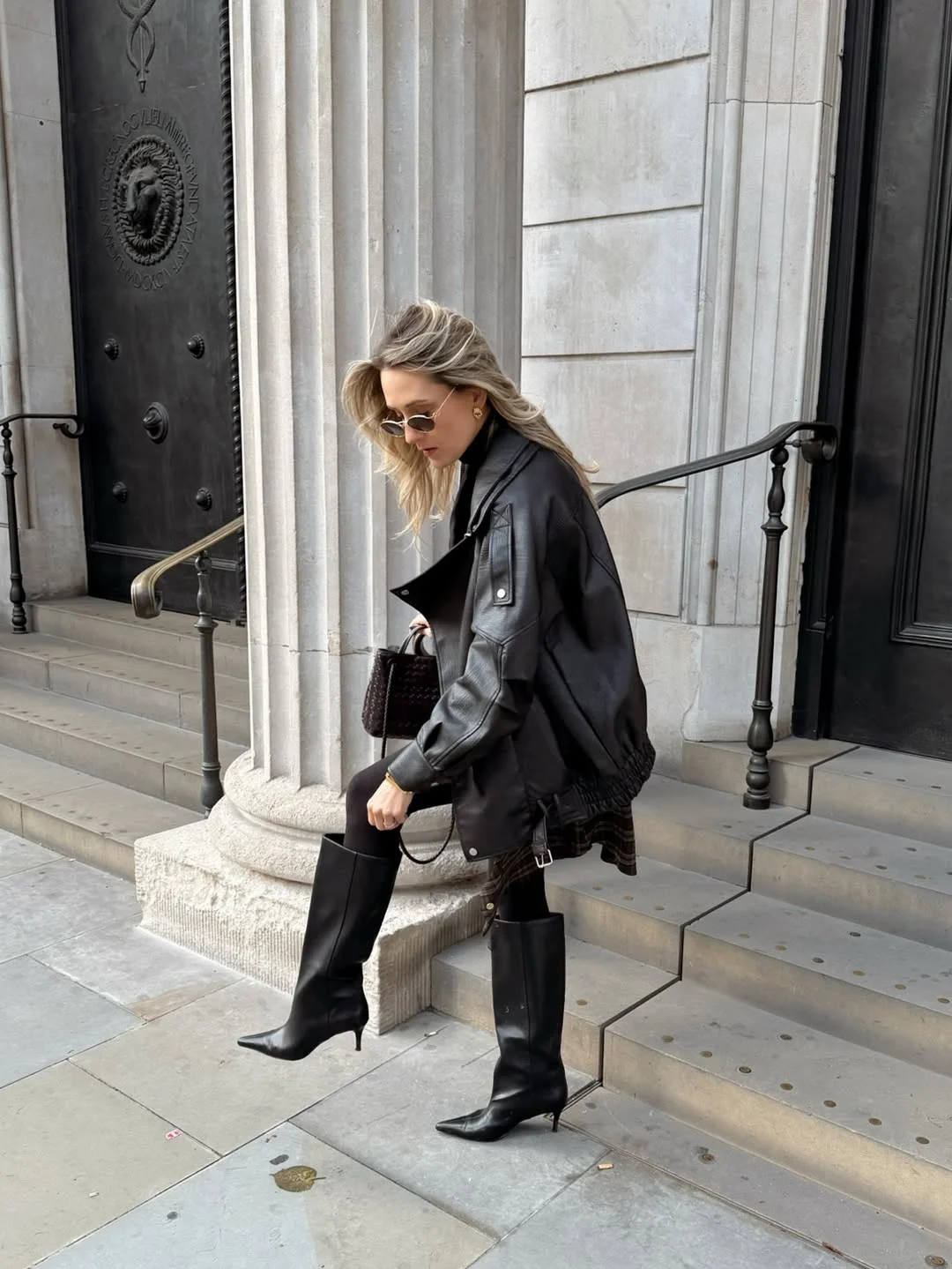 fall outfits with boots and leggings 2026 City Chic With Black Knee High Boots
