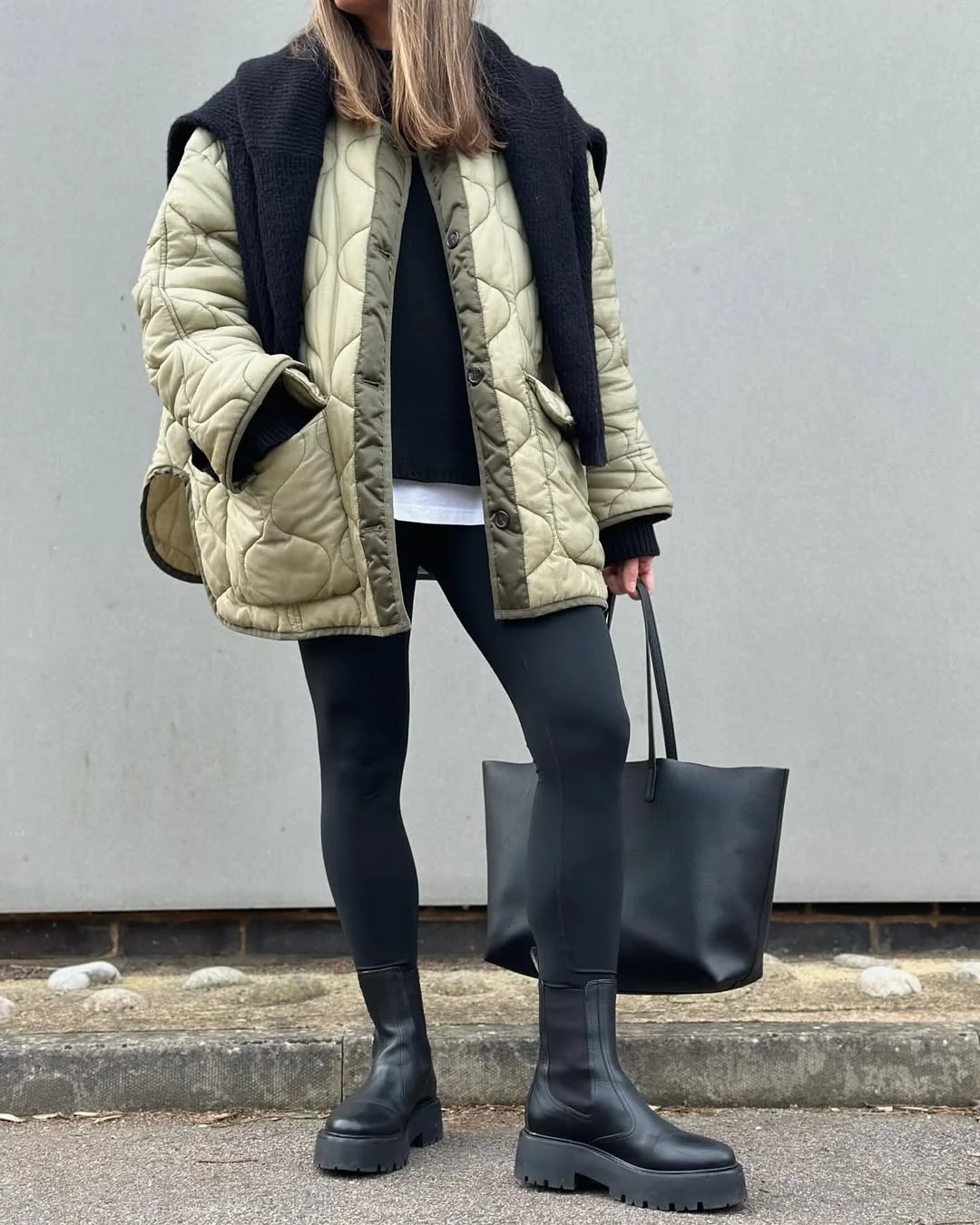 fall outfits with boots and leggings 2026 Quilted Layers With Chelsea Boots