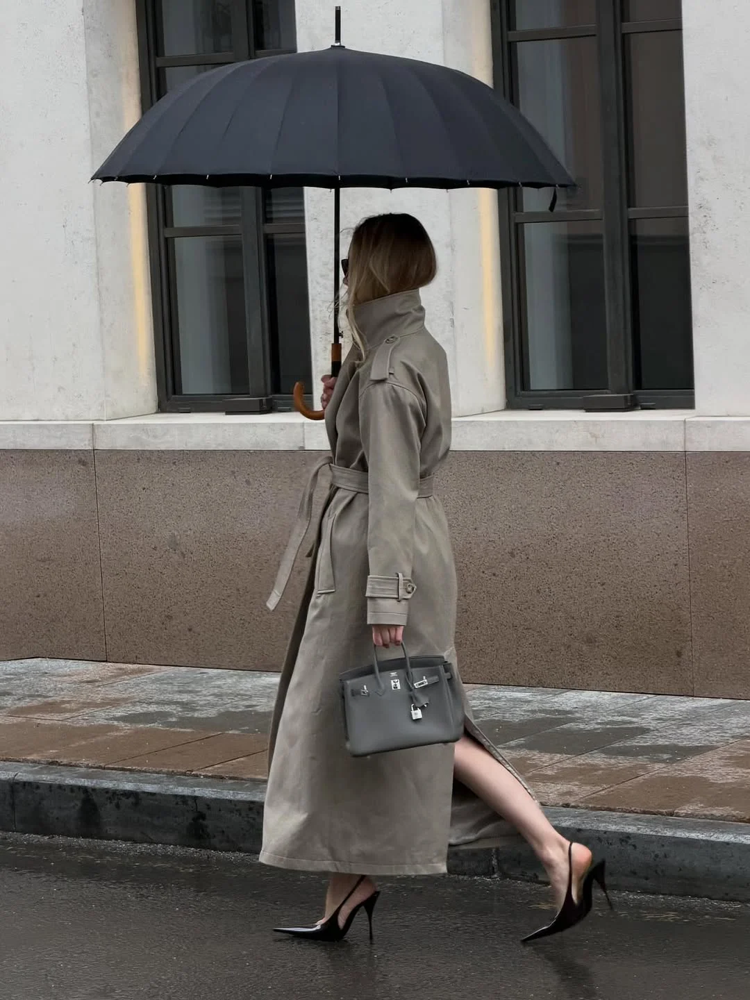 fall outfits with coat 2026 Elegant Trench Coat Styling For Rainy Fall Days