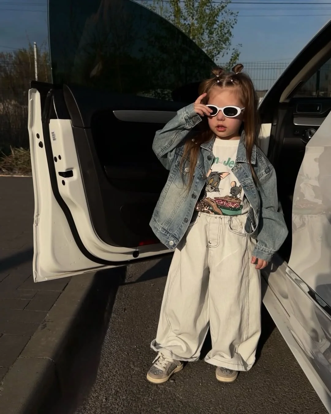 fall outfits with jeans and sneakers 2026 Oversized Denim and Streetwear Energy