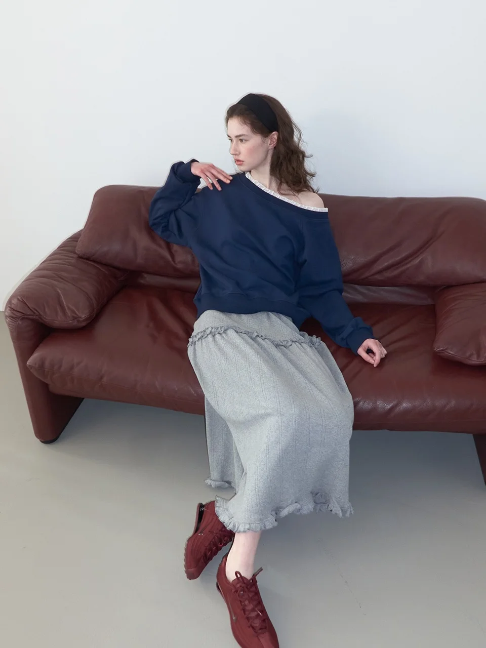 fall skirt and sneakers outfits 2026 Relaxed Long Skirt with Cozy Sweater Appeal