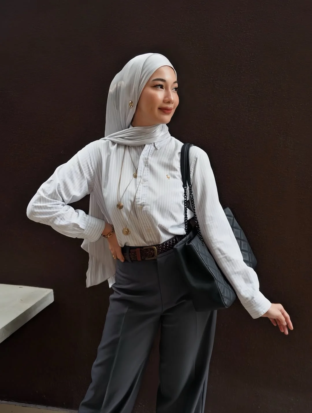 fall smart casual office outfits women 2026 Classic White Shirting with a Modern Fall Twist