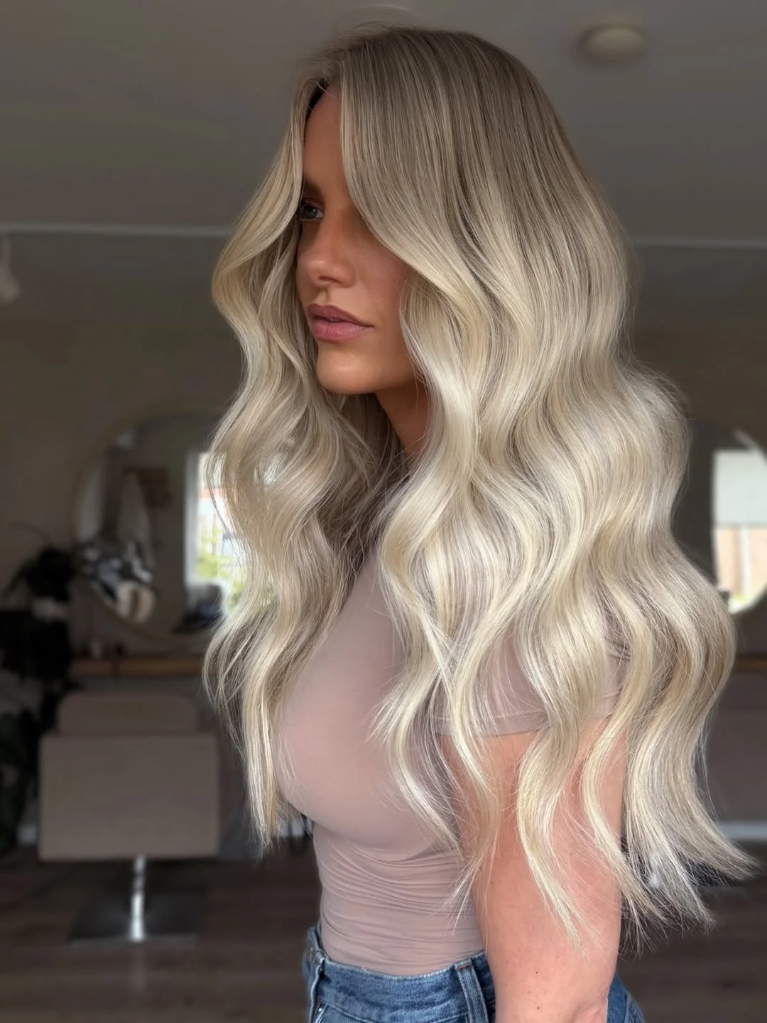 july hair colour ideas 2026 Champagne Pearl Blonde