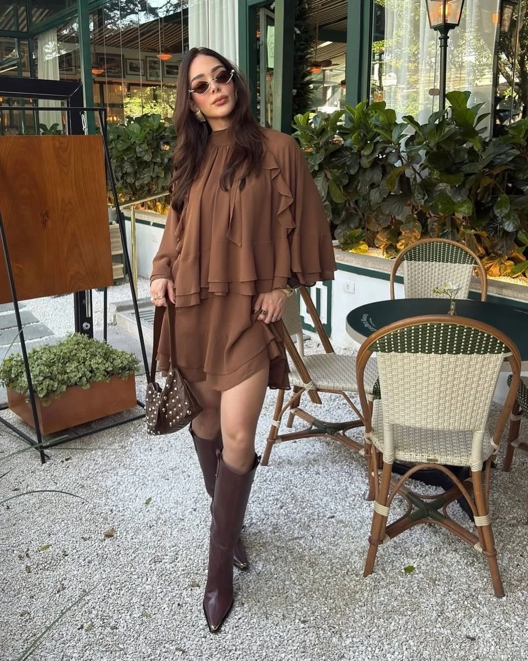 nice fall outfits 2026 Romantic Chocolate Dressing For Autumn Evenings