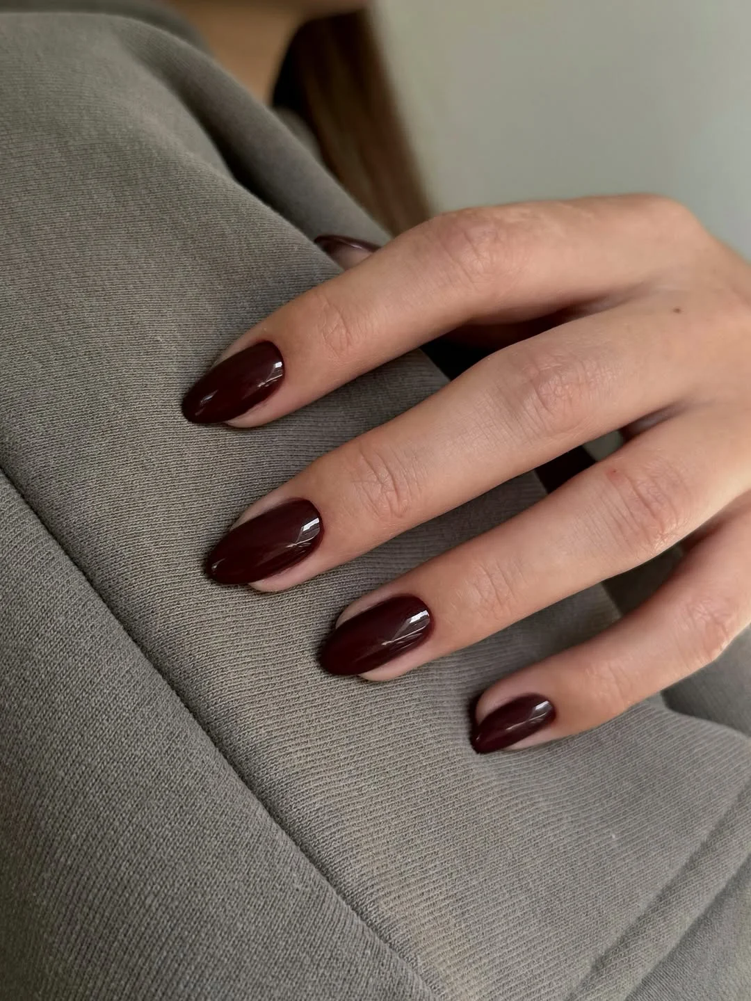 summer oval nails 2026 Cherry Cola Oval Nails for Summer Evenings