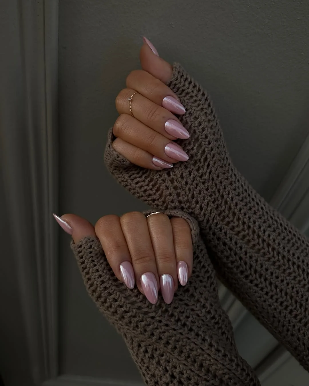 summer oval nails 2026 Soft Pearl Pink for Effortless Summer Style