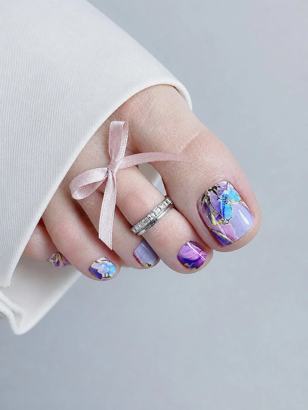 summer pedicure nail art 2026 Abstract Purple Marble Gel Toe Art