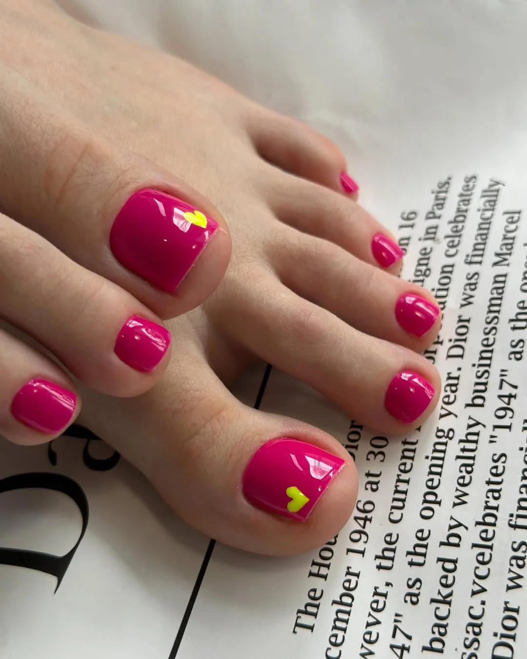summer pedicure nail art 2026 Bright Pink Heart Accent Pedicure