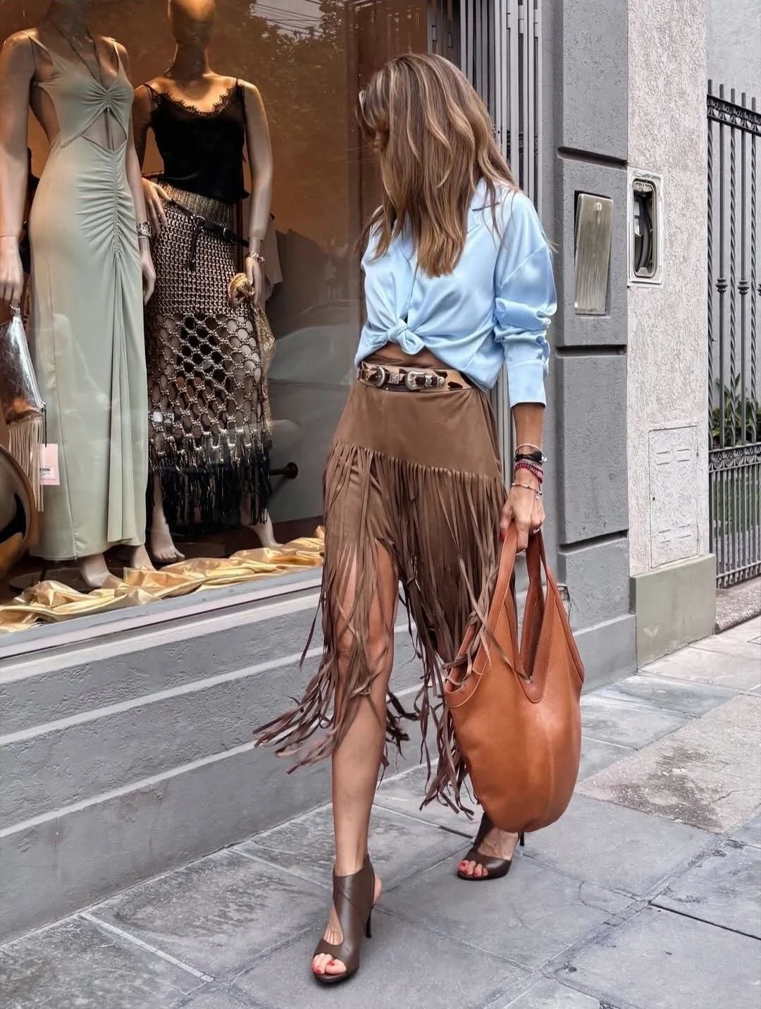 what are must-have fall outfits for 2026 Modern Western Fringe Revival