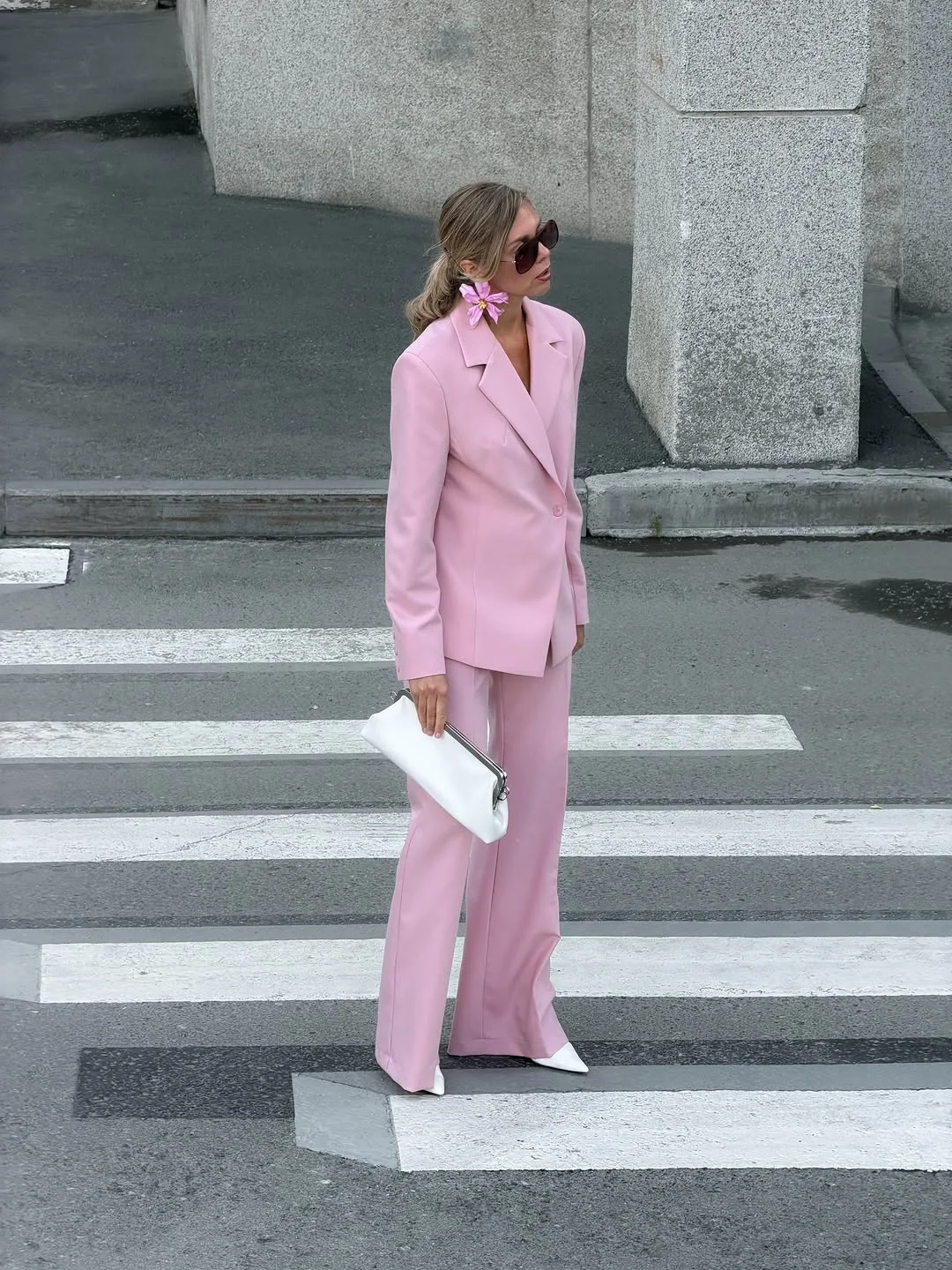 what are must-have fall outfits for 2026 Pastel Power Tailoring