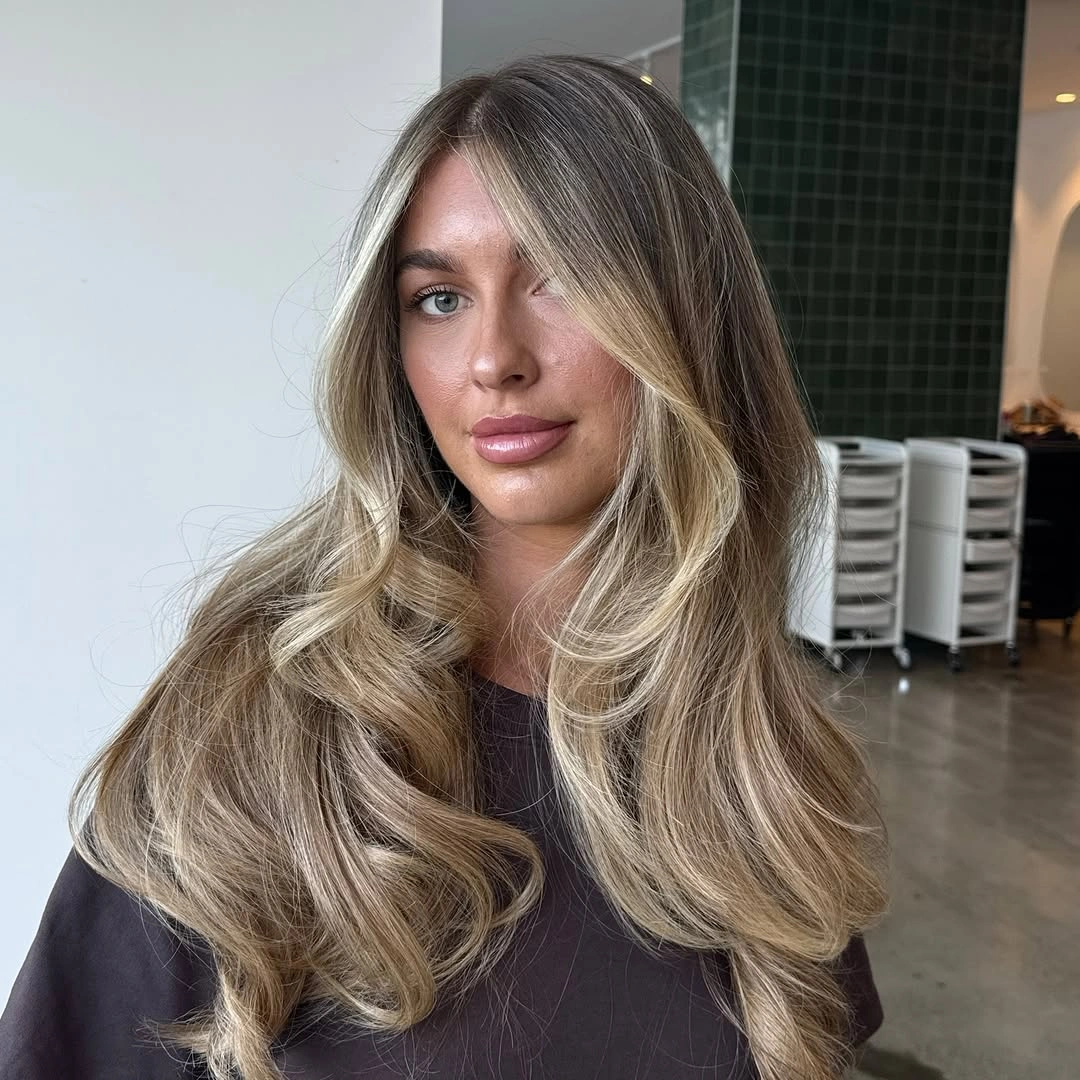 babylights hair ideas Soft Honey Babylights With Airy Curtain Layers