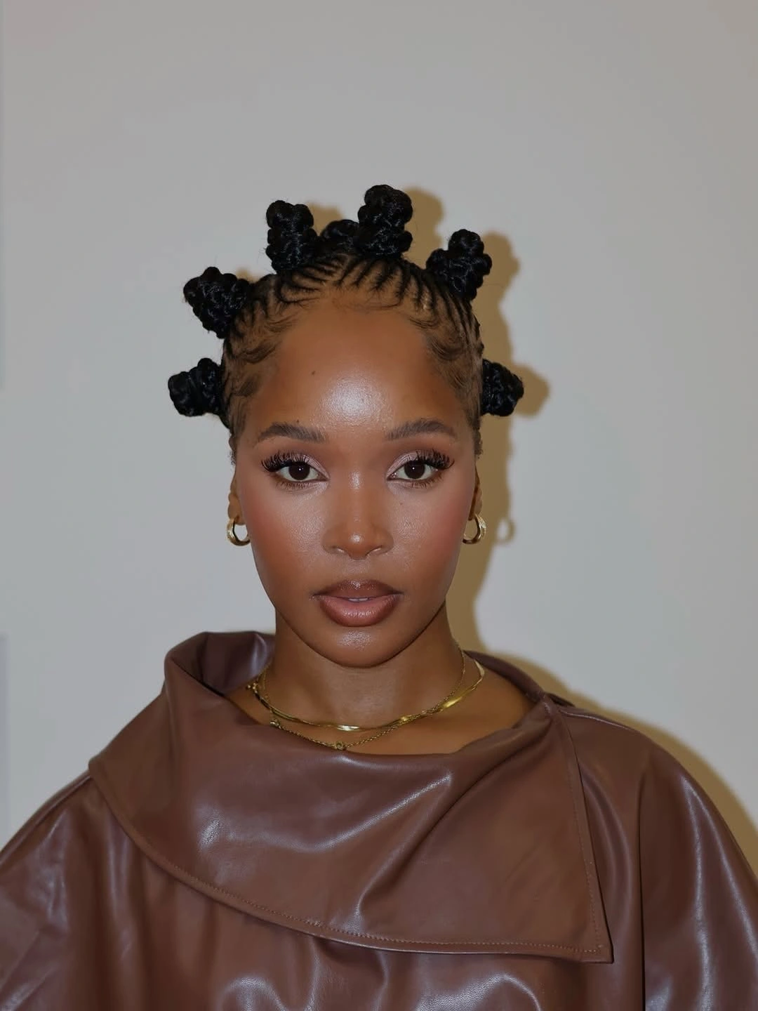 bantu knots hairstyles Modern Symmetrical Bantu Knots For Everyday Wear