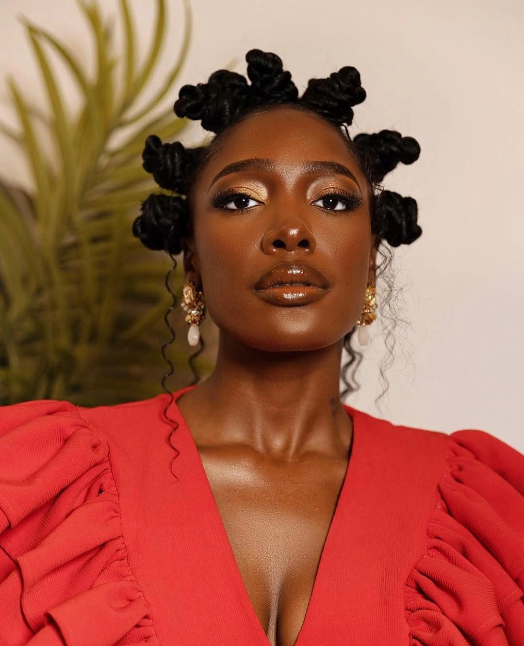 bantu knots hairstyles Elegant Crown Of Evenly Placed Knots