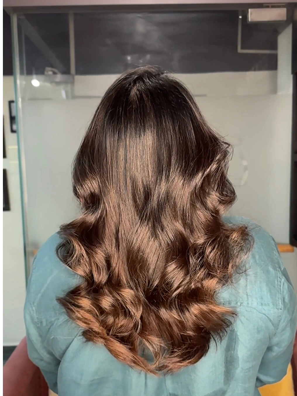 fall brunette hair colour 2026 Caramel Brunette With Glossy Ribbon Highlights