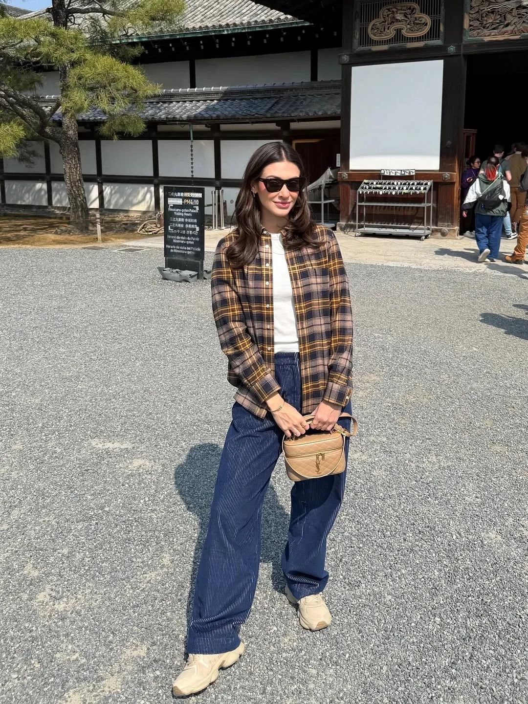 fall comfy outfits 2026 Relaxed Plaid And Wide-Leg Trousers For Everyday Adventures