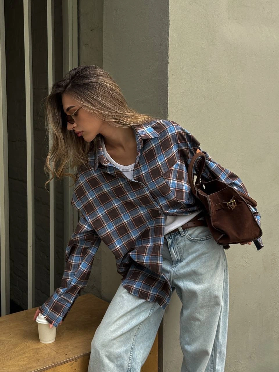 fall flannel shirt outfit women 2026 Relaxed Blue Plaid For Everyday Coffee Runs
