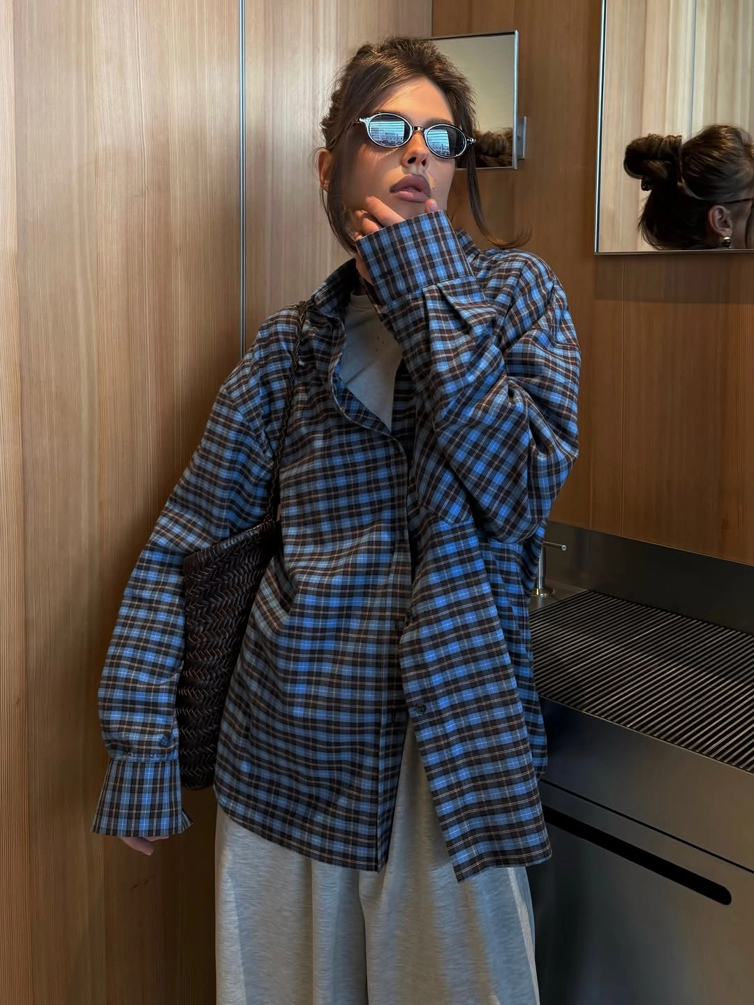 fall flannel shirt outfit women 2026 Moody Blue Plaid With Relaxed Gray Layers