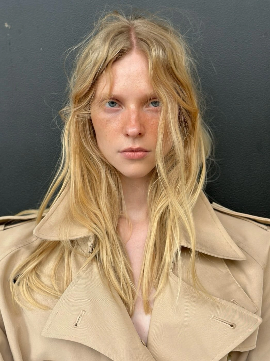 fall hairstyles 2026 Soft Layered Blonde With Airy Curtain Bangs