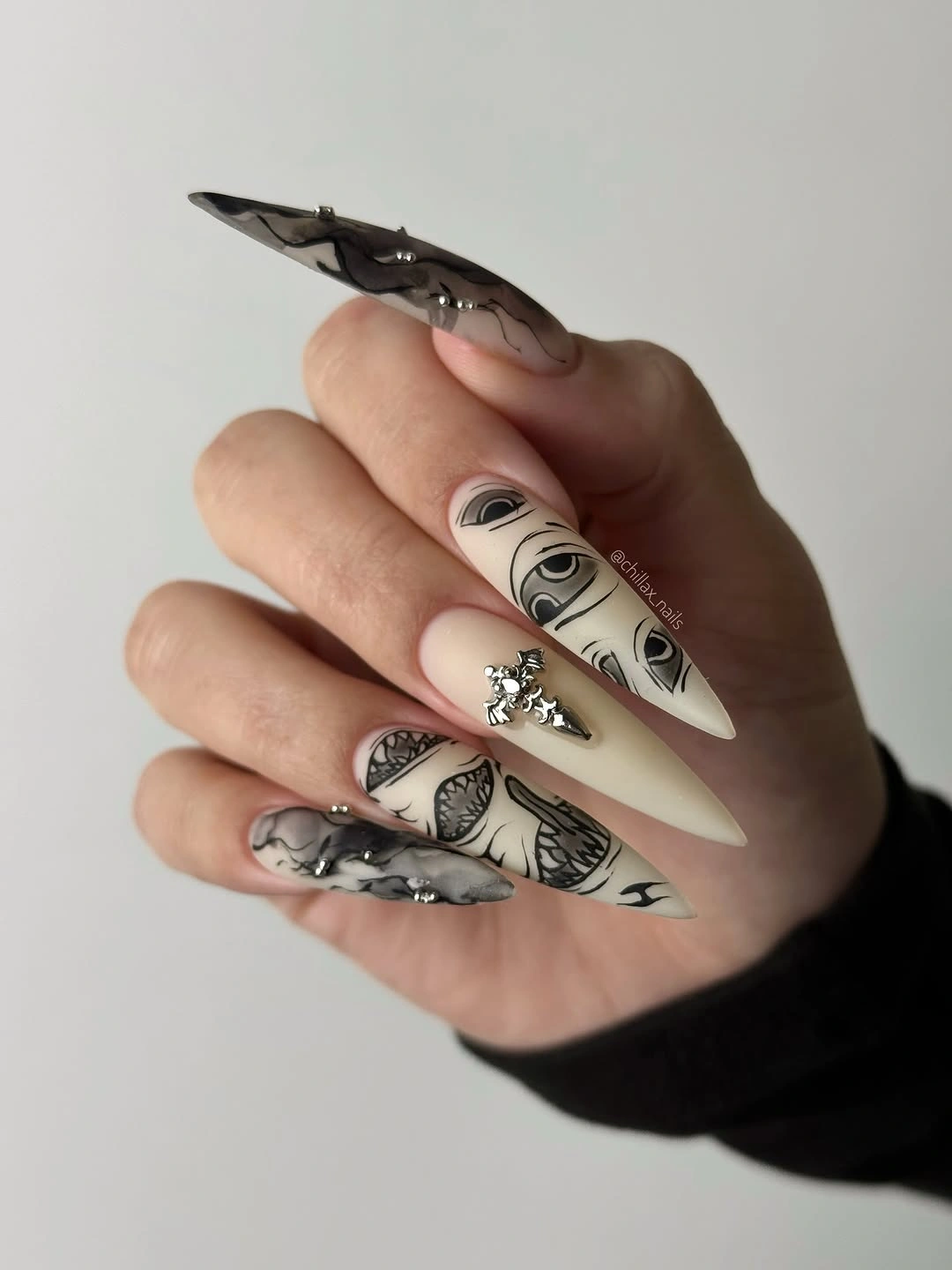 fall manicure 2026 Black And Ivory Gothic Art Nails