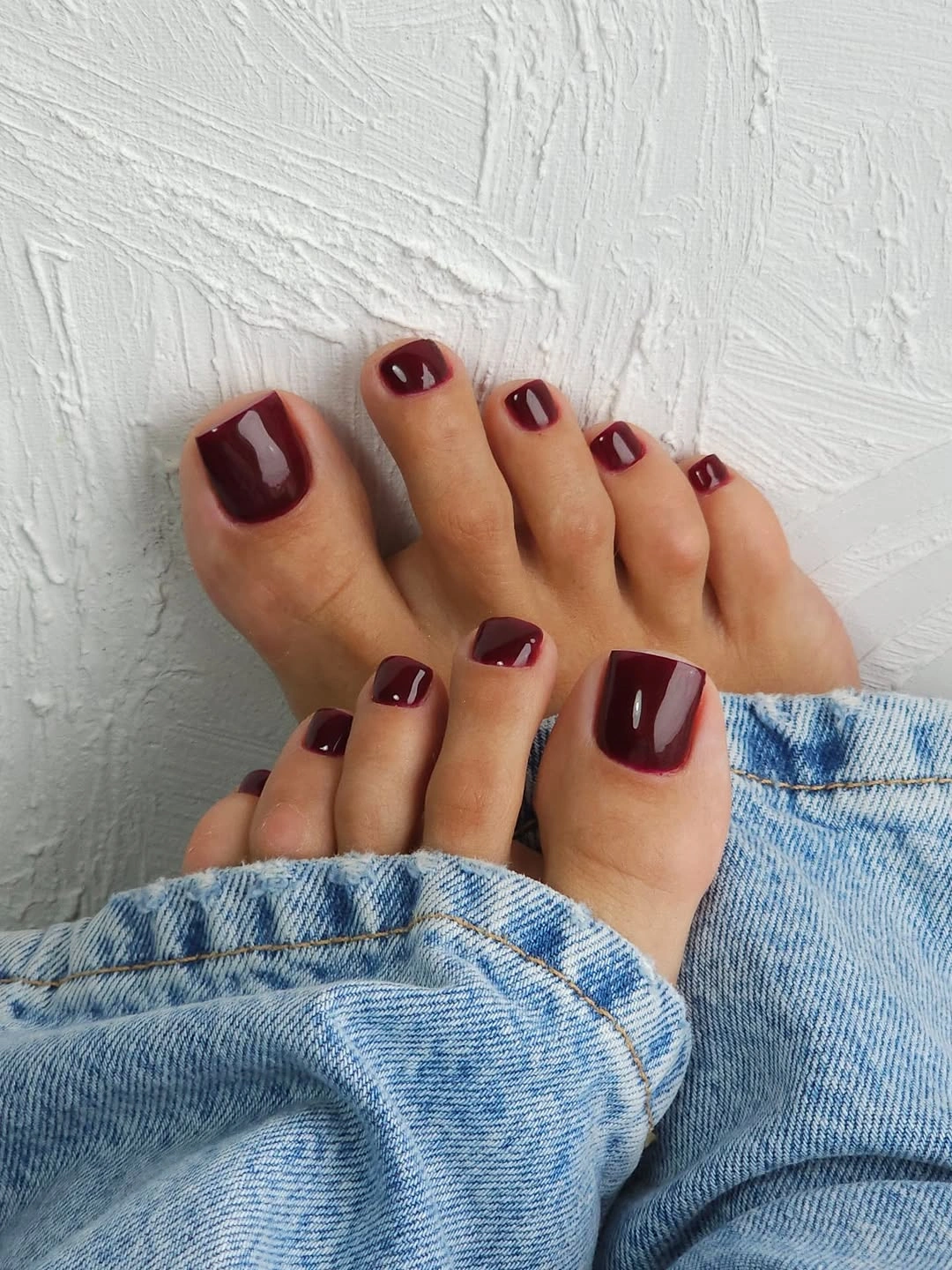fall pedicure ideas 2026 Brown Zebra Stripes for a Fashion-Forward Fall Look