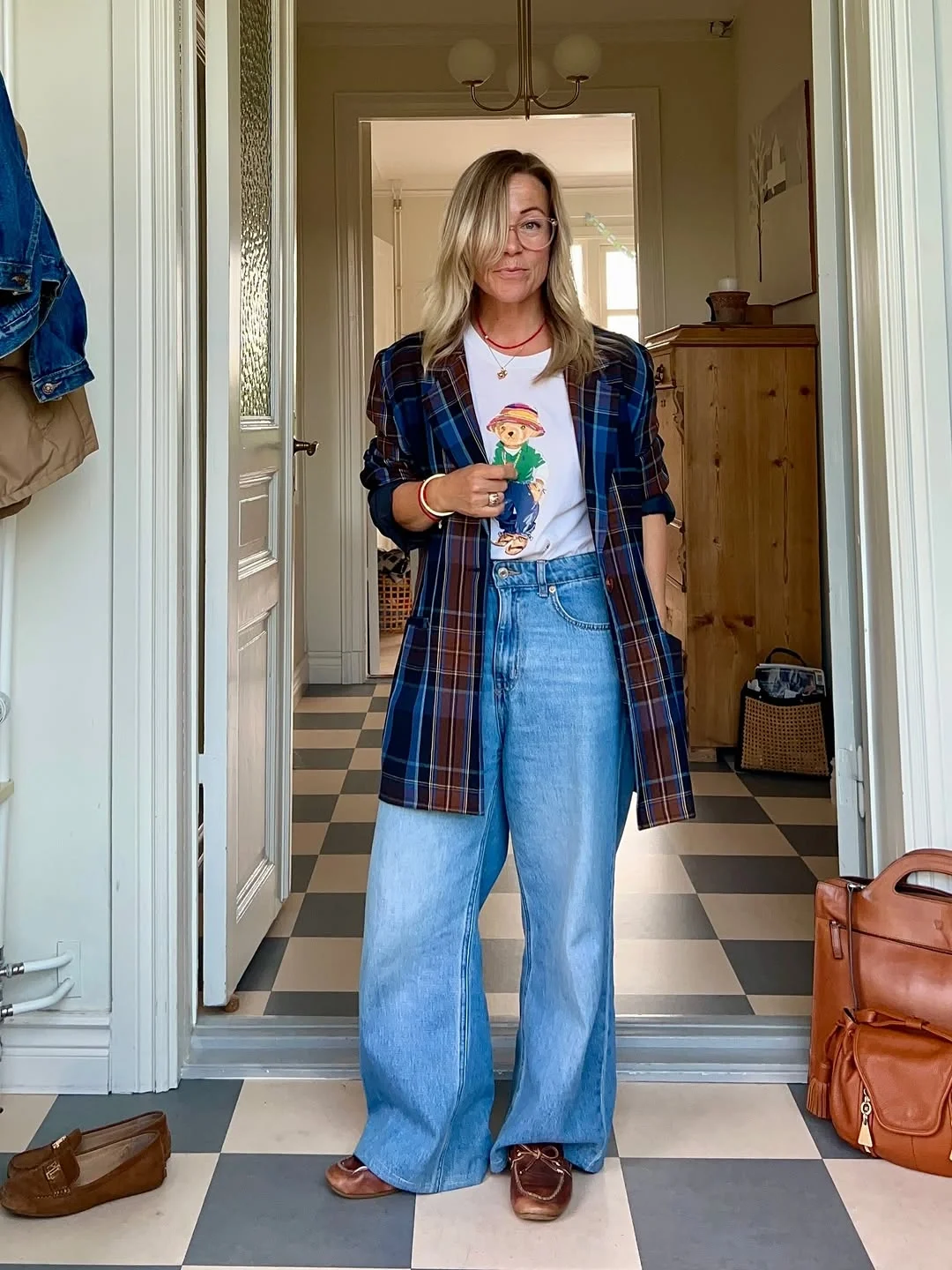 fall plaid outfits for women 2026 Relaxed Plaid Blazer With Vintage Denim