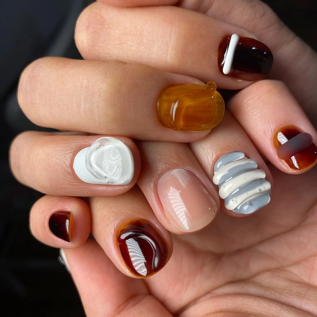fall short nails 2026 Modern Tortoiseshell Mix with Playful 3D Accents