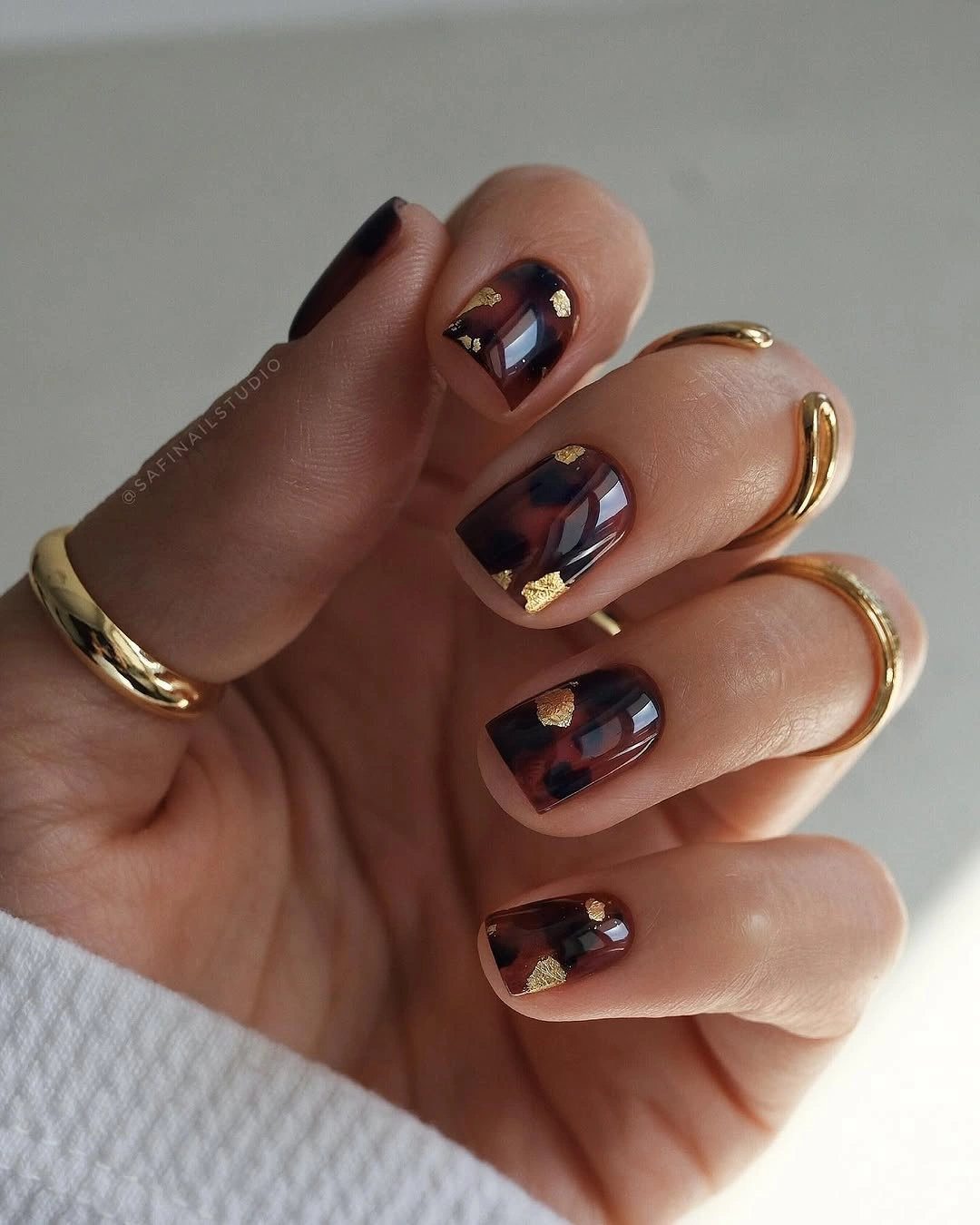fall short nails 2026 Tortoiseshell Nails with Gold Foil