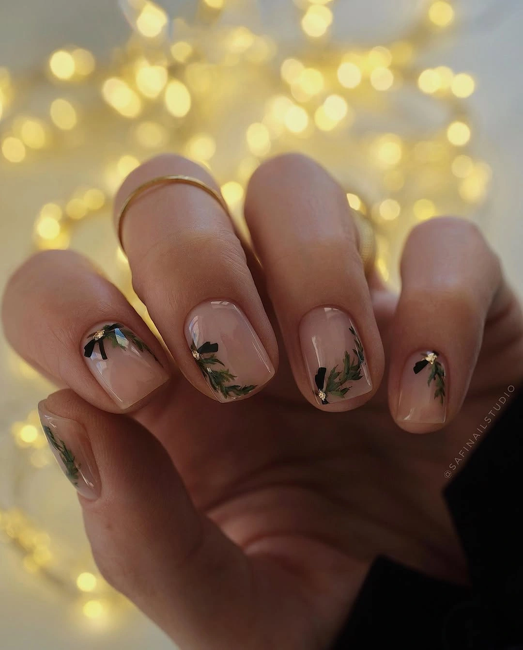 fall short nails 2026 Minimal Evergreen Branch Design