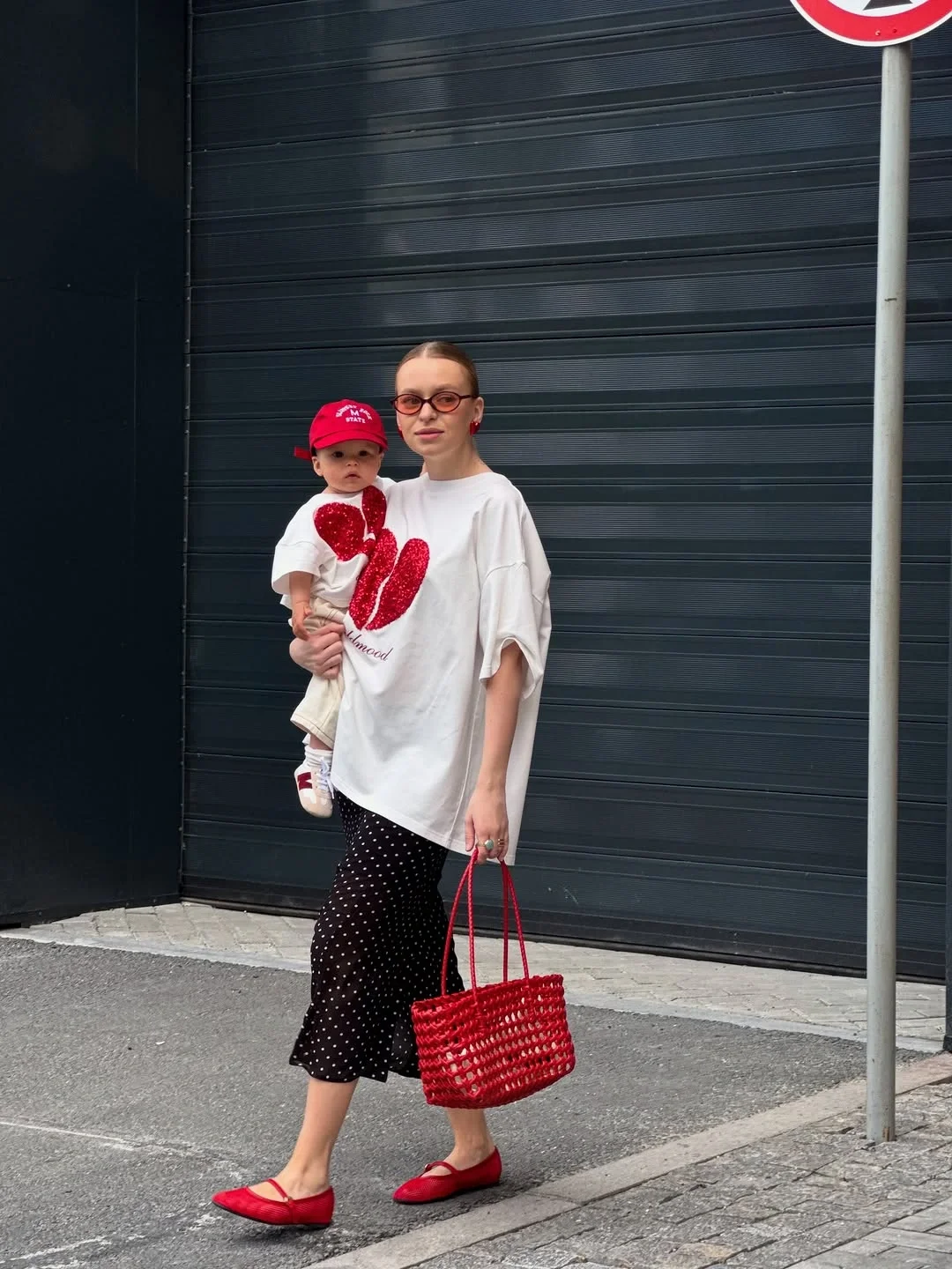 fall streetwear outfits 2026 Playful Red Accents For Casual Fall Days
