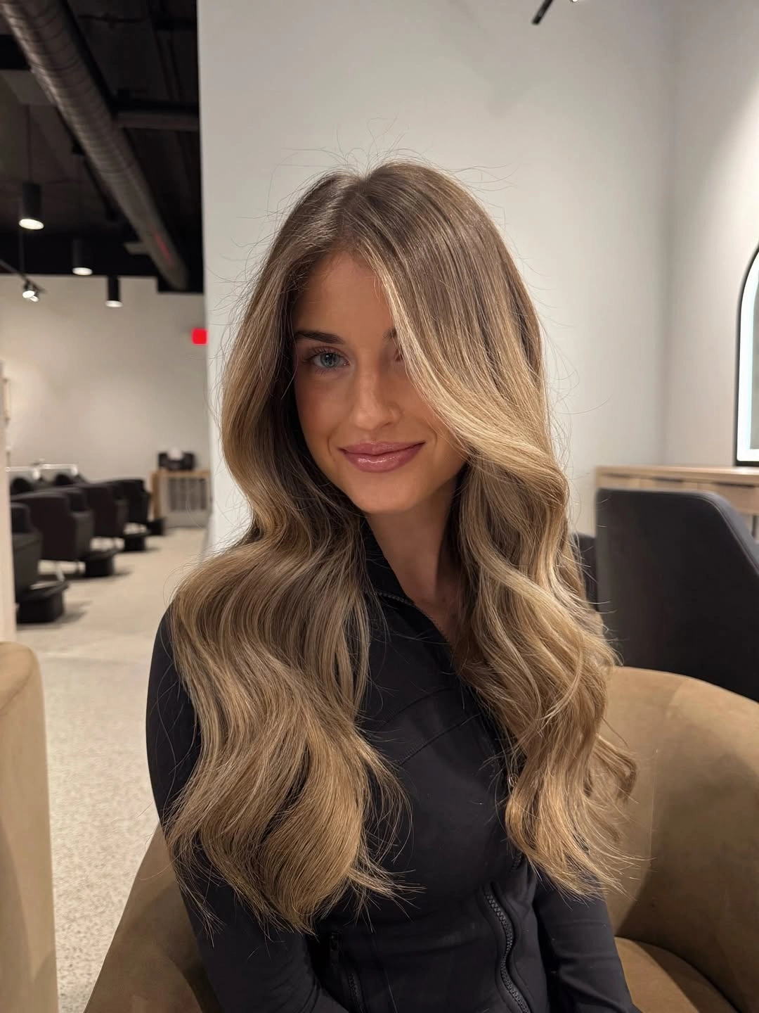 hair lowlights: color ideas and inspiration Beige Blonde With Seamless Dimensional Depth