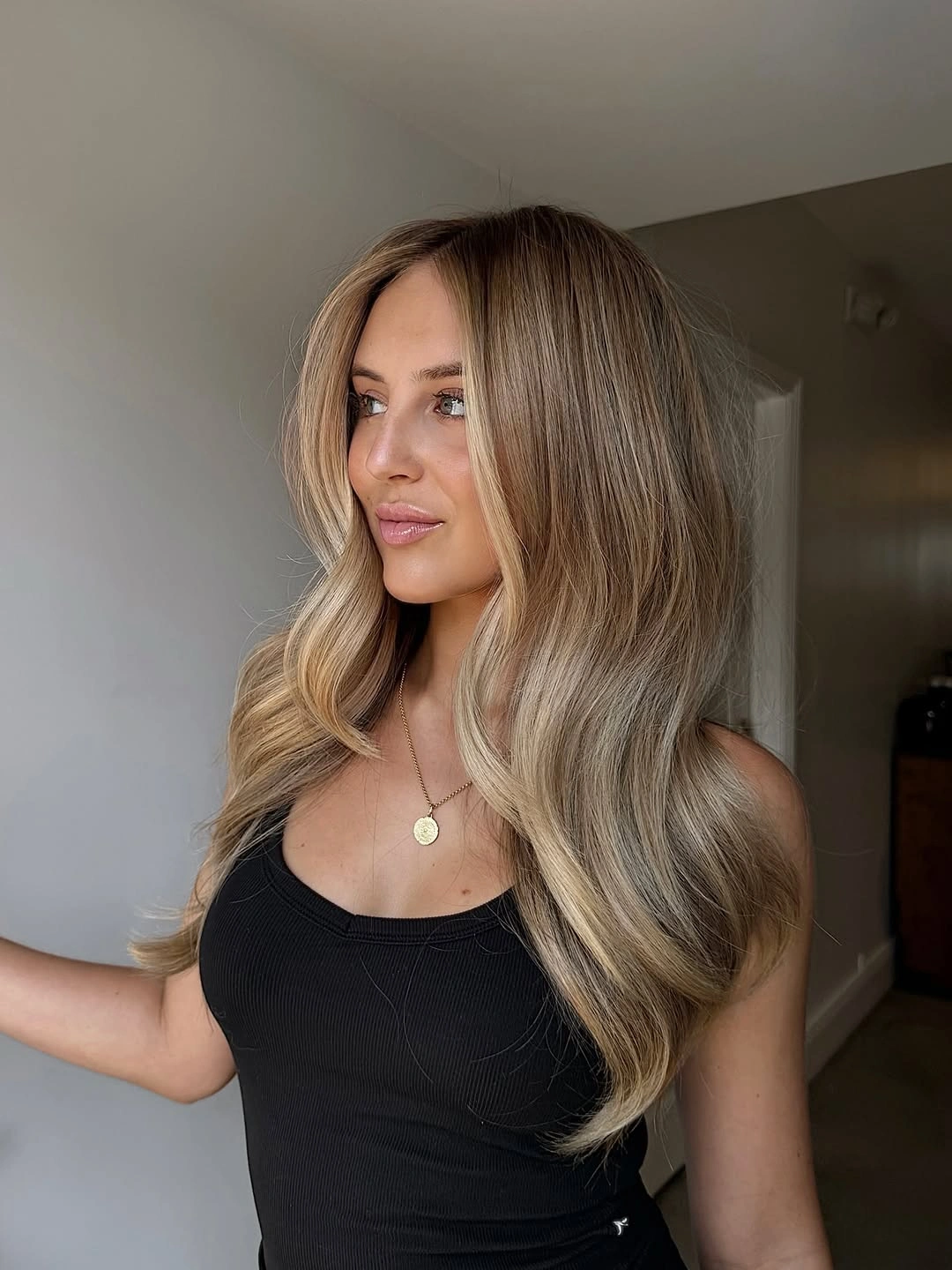 hair lowlights: color ideas and inspiration Creamy Beige Blonde With Delicate Dimension
