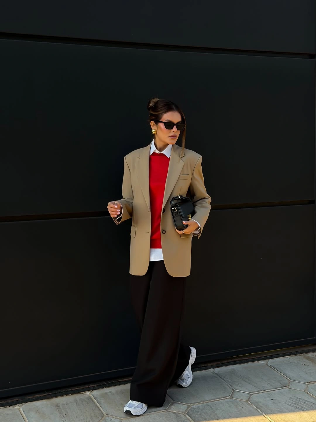 september fashion trends 2026 Classic Blazer With A Bold Pop Of Red