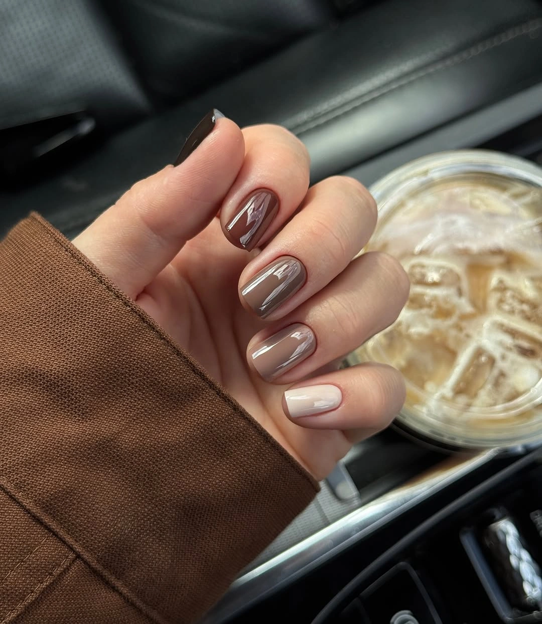 september nails color 2026 Soft Mocha Gradient Neutrals