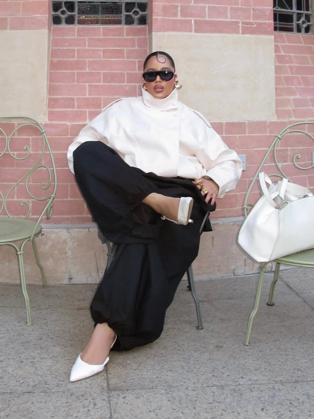 september outfits ideas 2026 Elegant Monochrome Layers