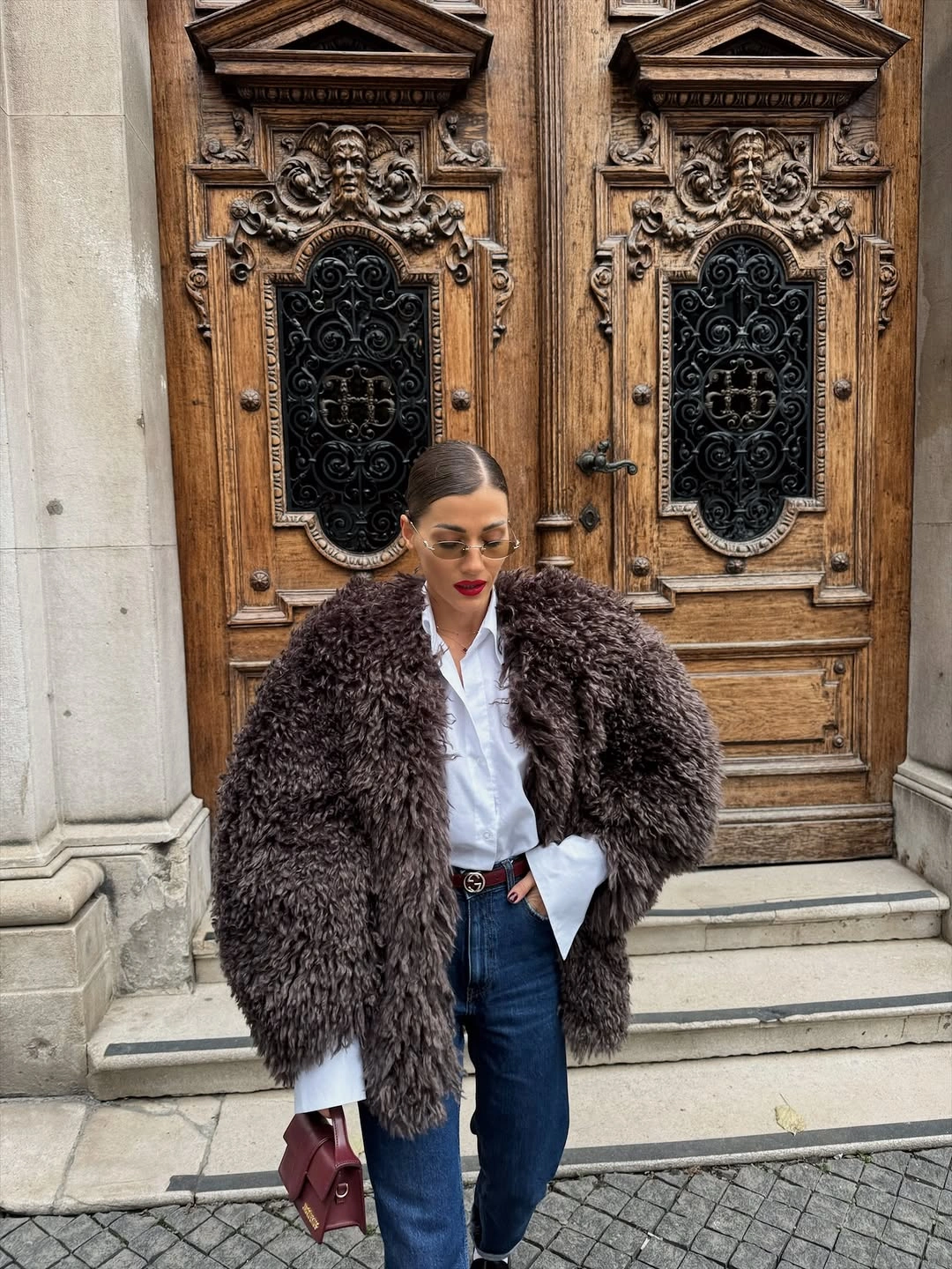 Shaggy Jacket Outfit Ideas for Women That Make Faux Fur Look Chic 15 shaggy jacket Rich Brown Texture For Everyday Luxury