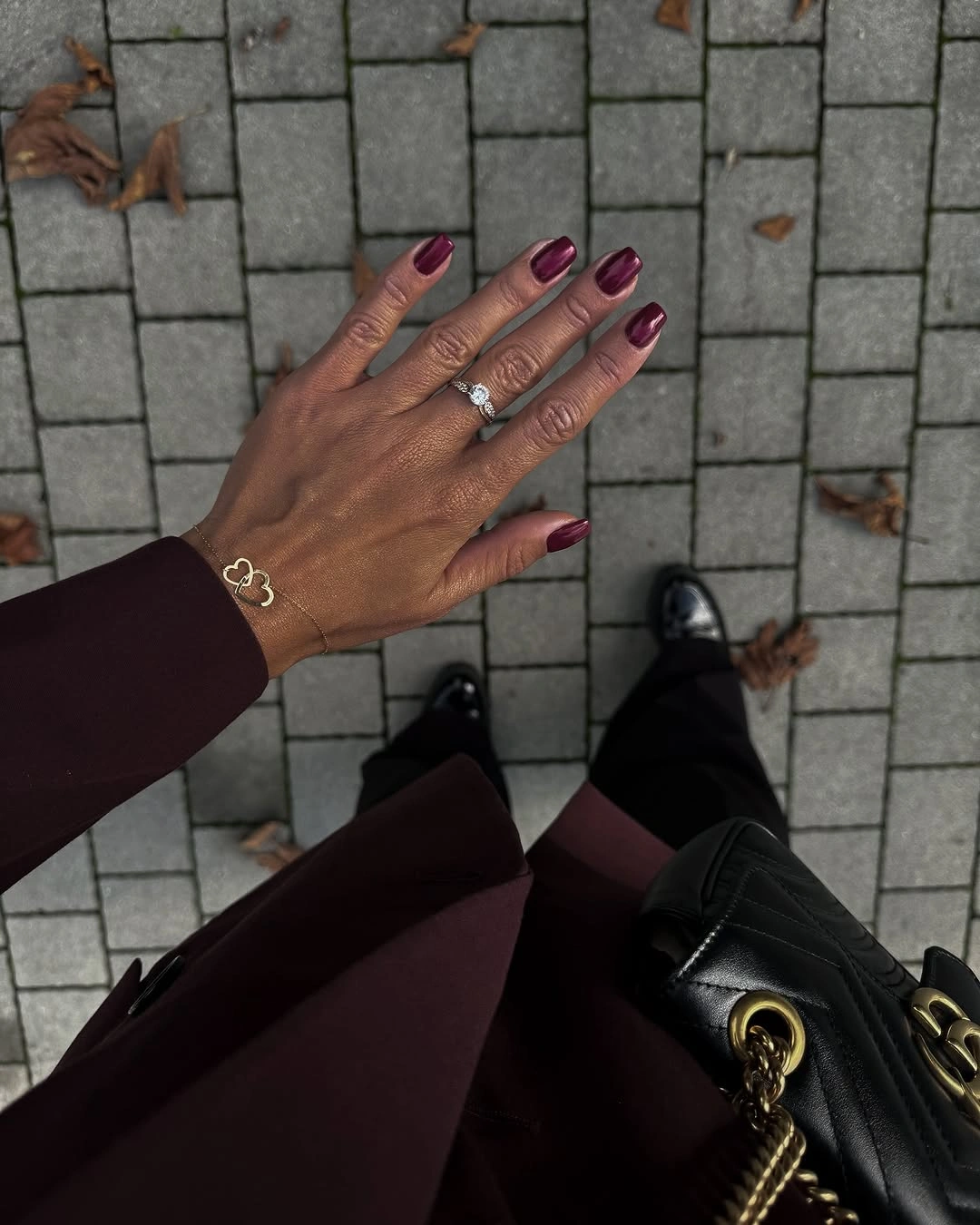 autumn nails color Burgundy Nails With A Polished Autumn Glow