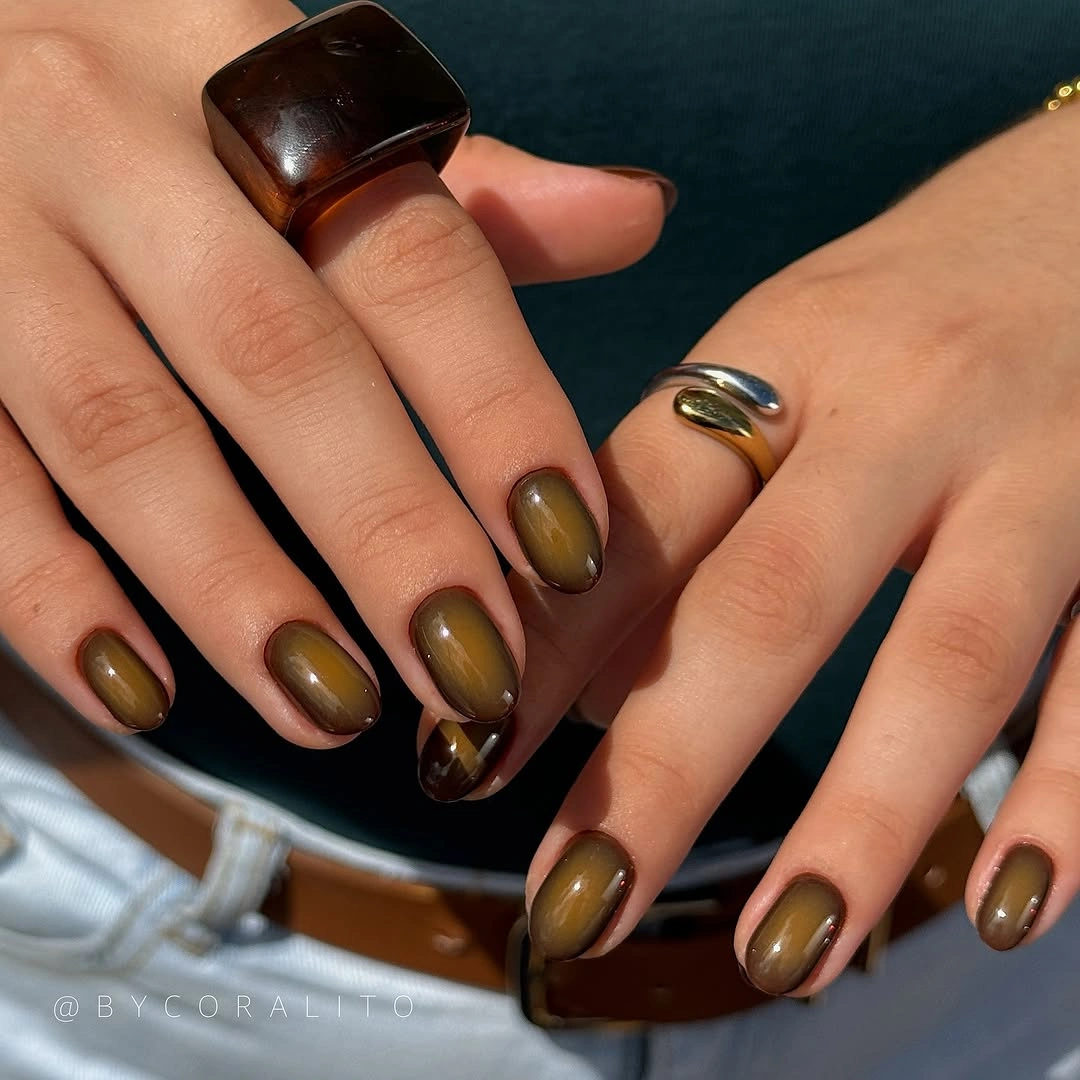 autumn nails color Olive Cat Eye Nails For A Minimal Fall Mood