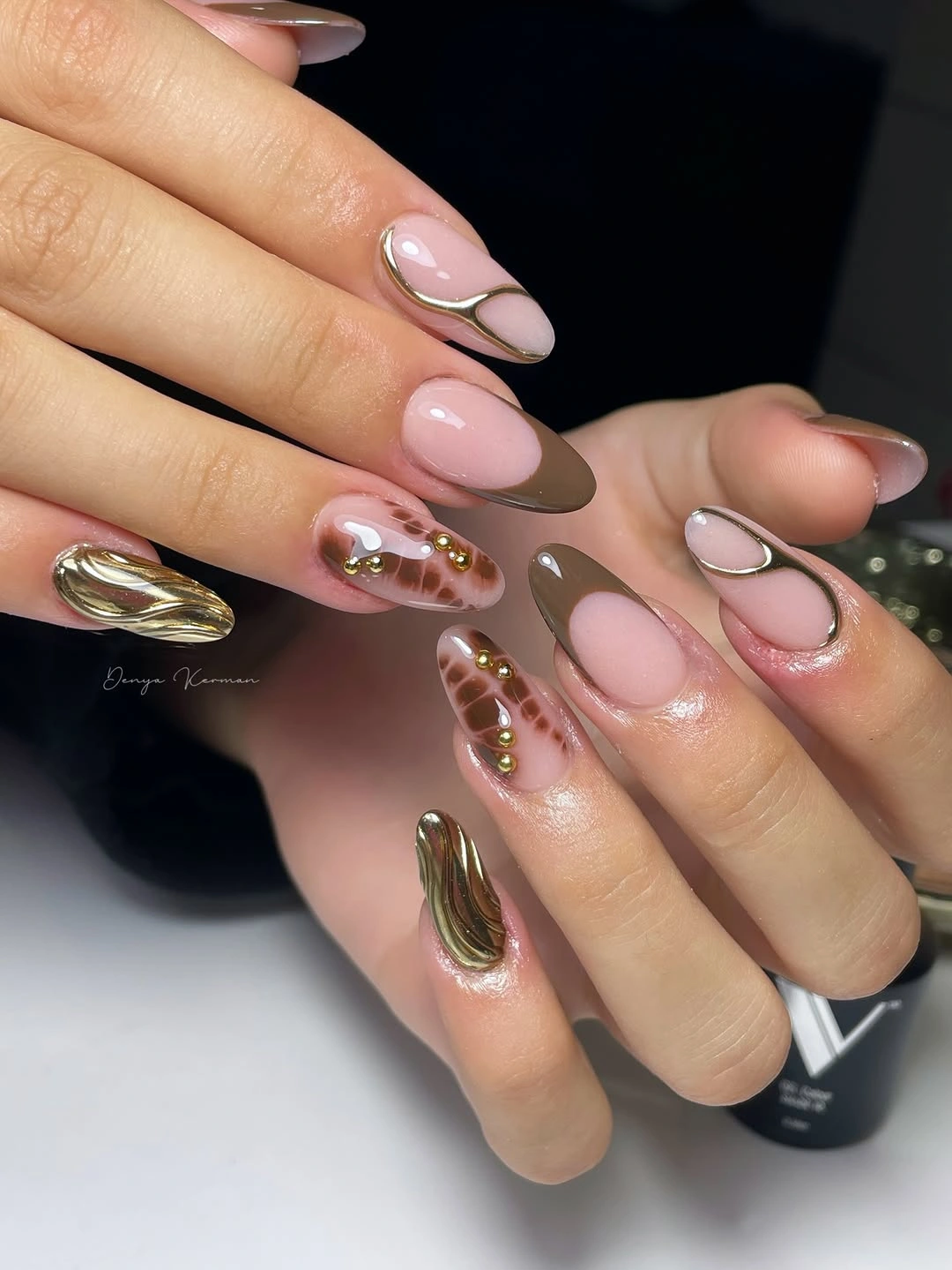 brown fall nails 2026 Molten Gold And Chocolate Brown Elegance