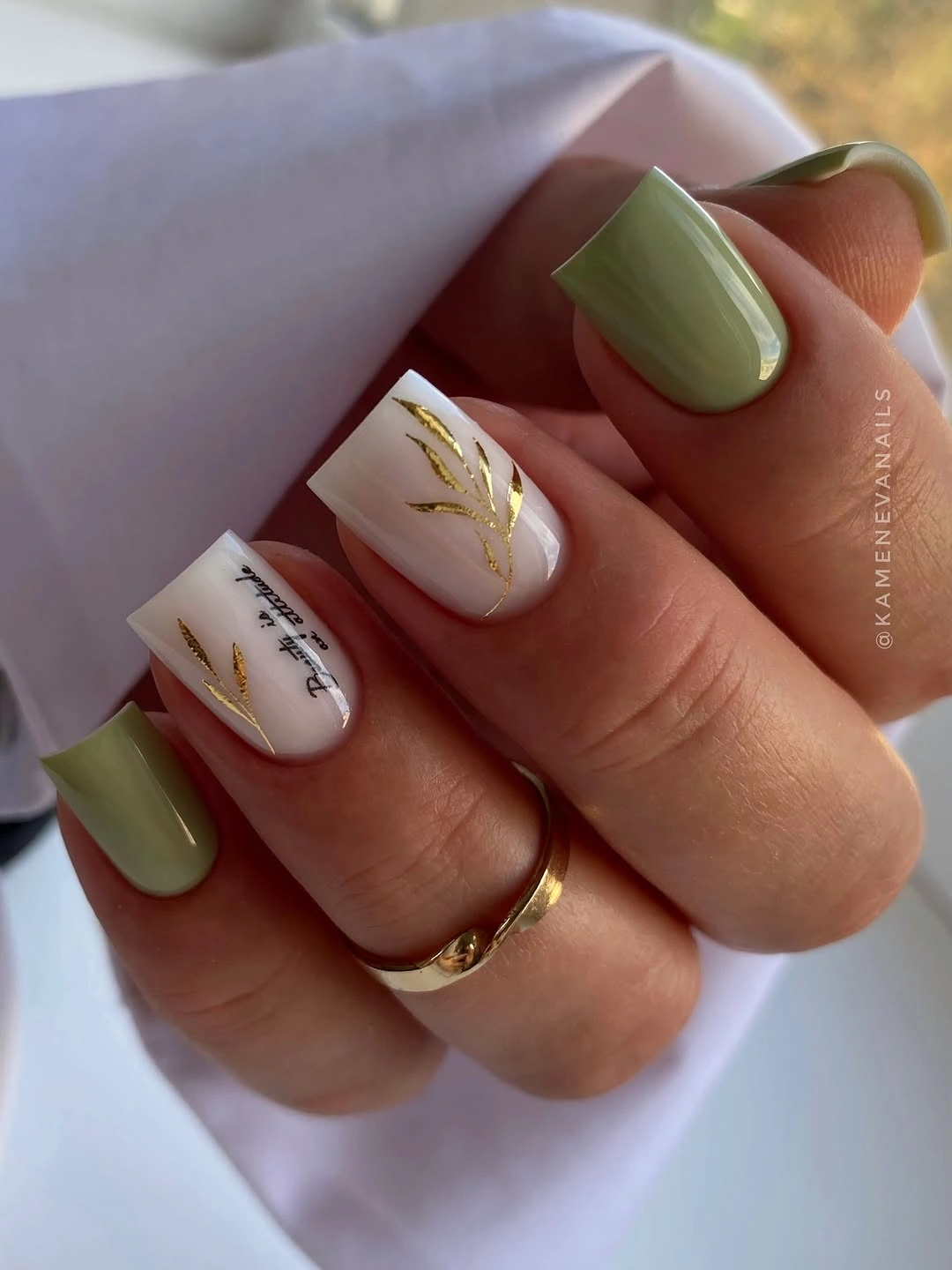 early fall nails 2026 Soft Green And Gold Leaf Square Nails