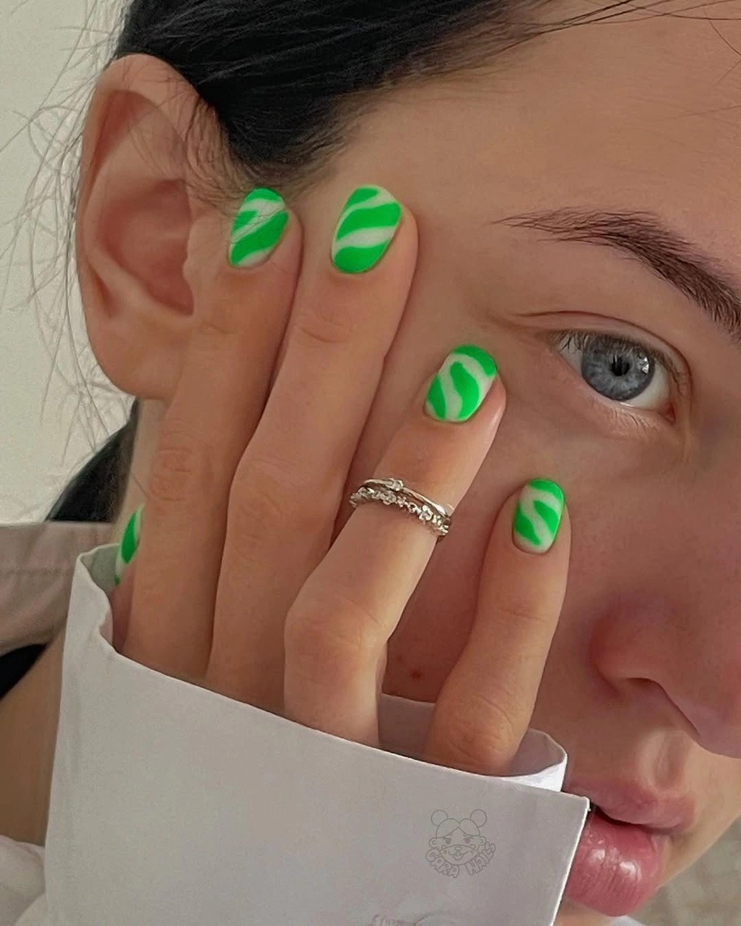early fall nails 2026 Bright Green Swirl Nails For A Playful Transition