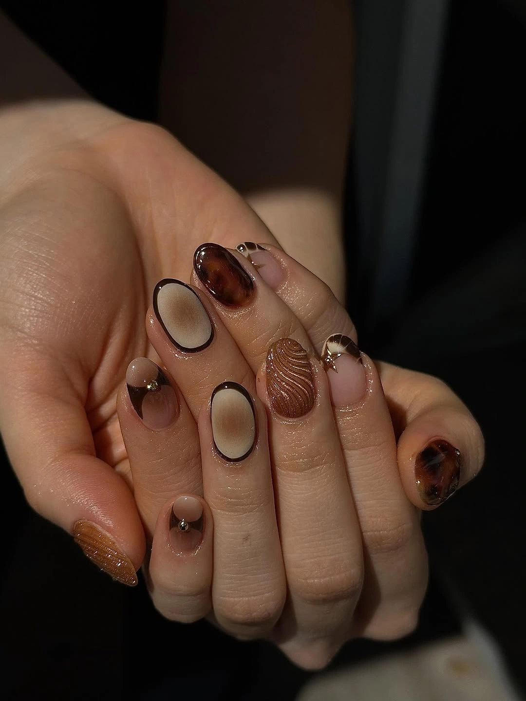 fall acrylic nails 2026 Warm Mocha Abstract Acrylic Nails