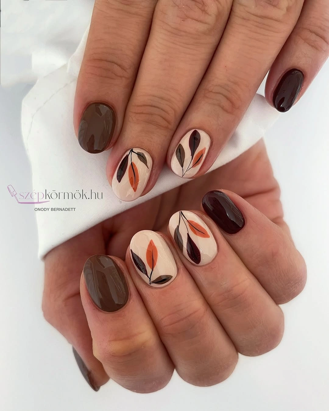 fall acrylic nails 2026 Autumn Leaf Art On Short Acrylic Nails