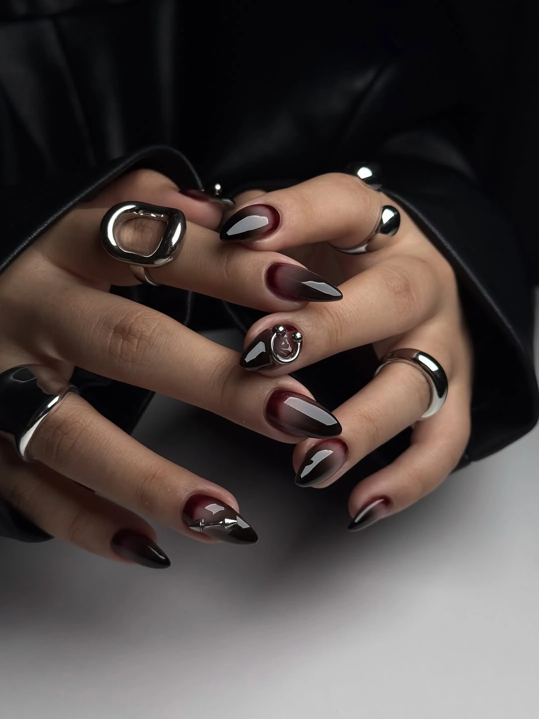fall burgundy nails with design Glossy Burgundy Nails With Silver Chrome Details