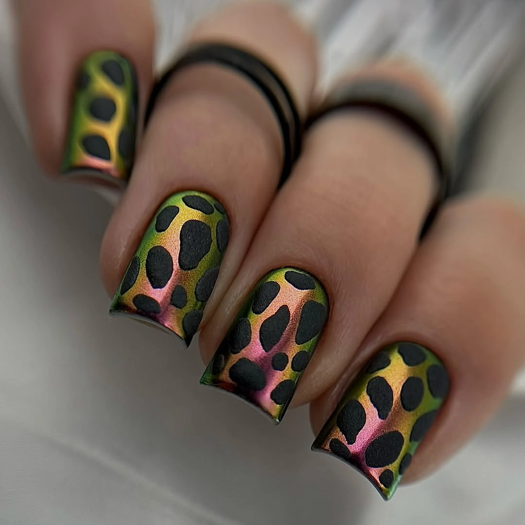 fall dip nails 2026 Metallic Leopard Dip Nails