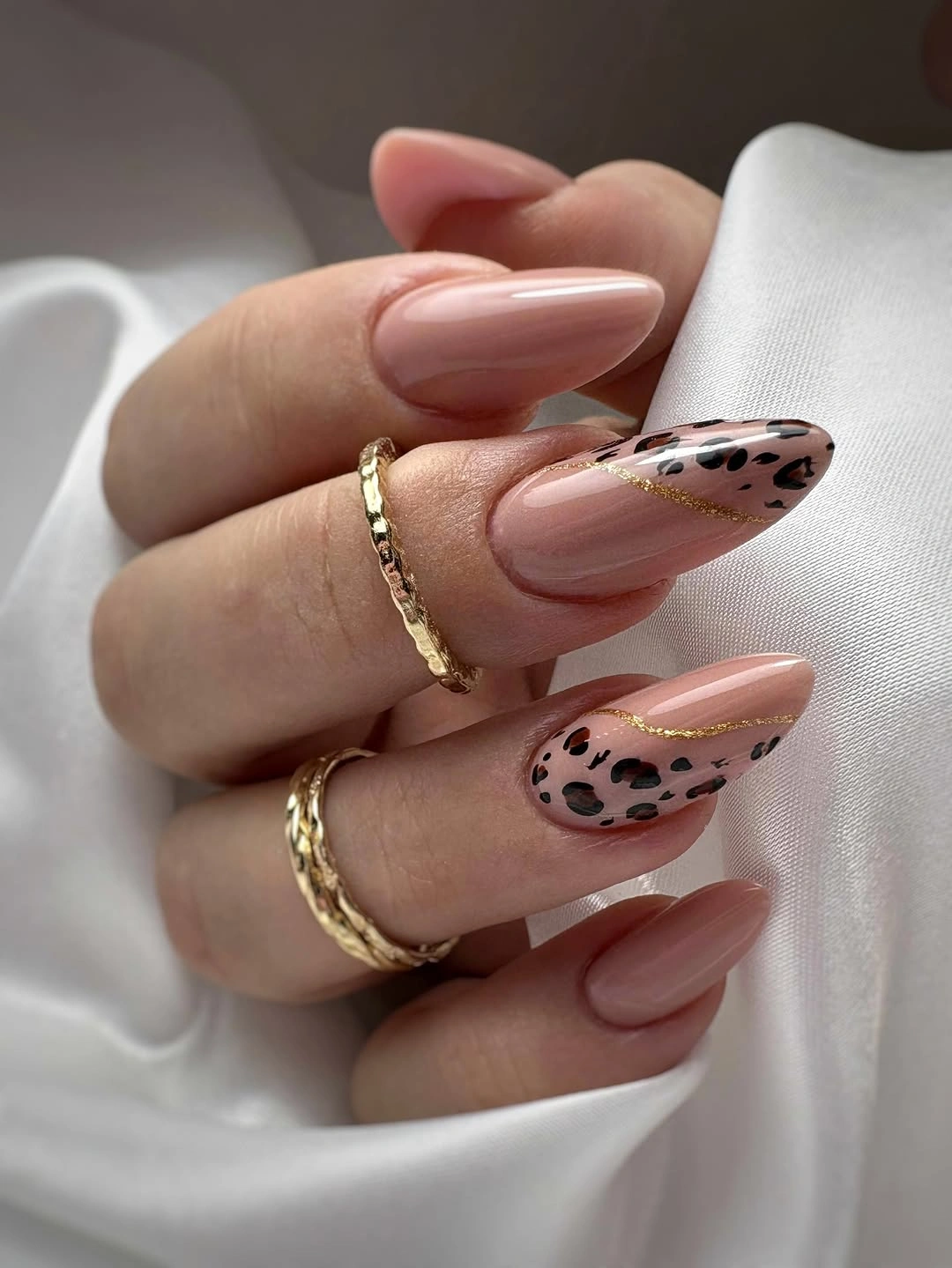 fall manicure ideas 2026 Minimal Leopard Accent Nails