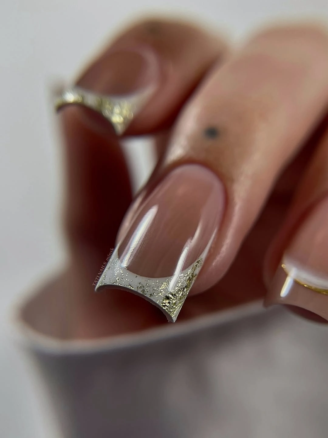 fall mid length nails 2026 Gold Glitter French Edge